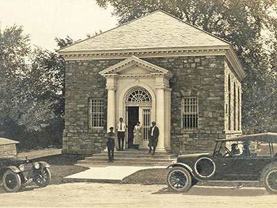 Photo from the 1920s of the Exterior of First Willsboro Bank